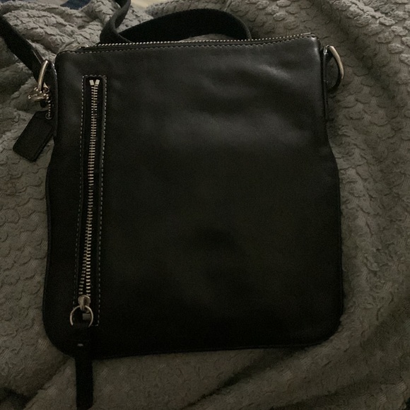 Black Coach bag - Picture 2 of 5